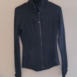 Lululemon define jacket size 6